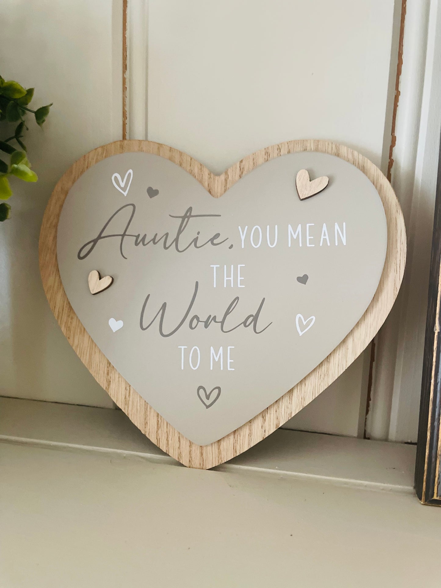 Wooden Auntie Heart Plaque