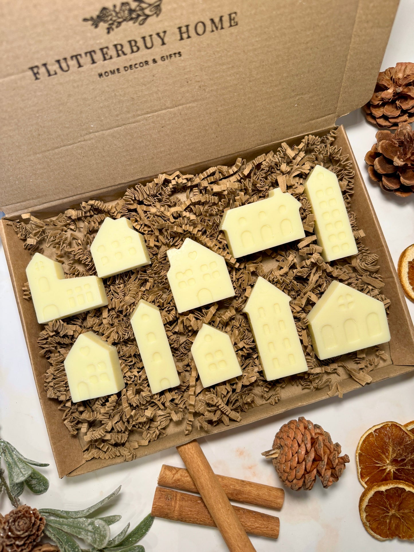 Festive Spice House Shaped Wax Melt Gift Box - 2 Size Options