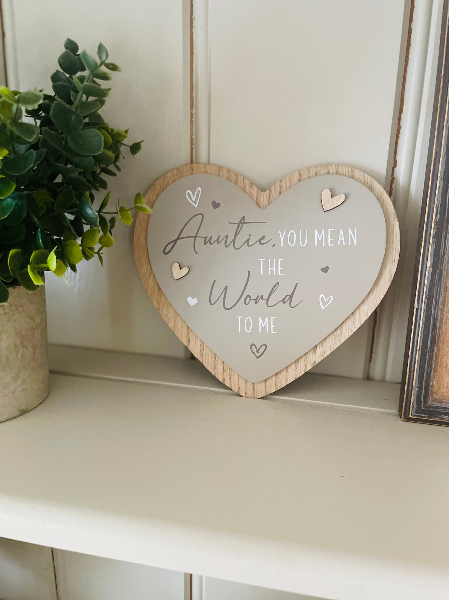 Wooden Auntie Heart Plaque