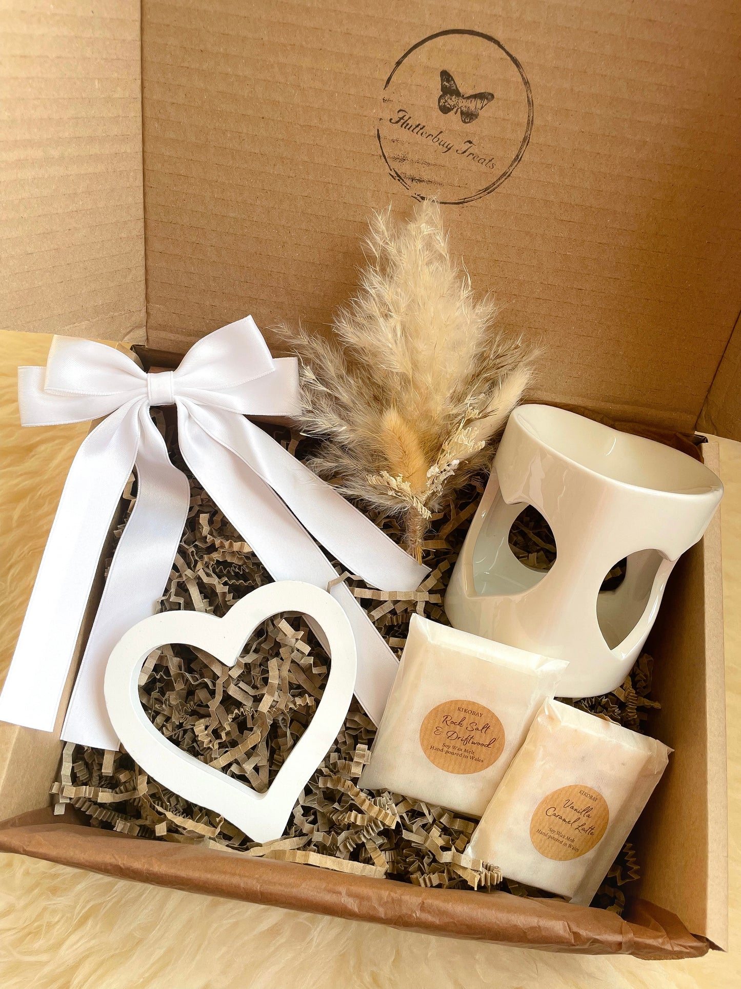 Sent with Love and Bows Gift Box