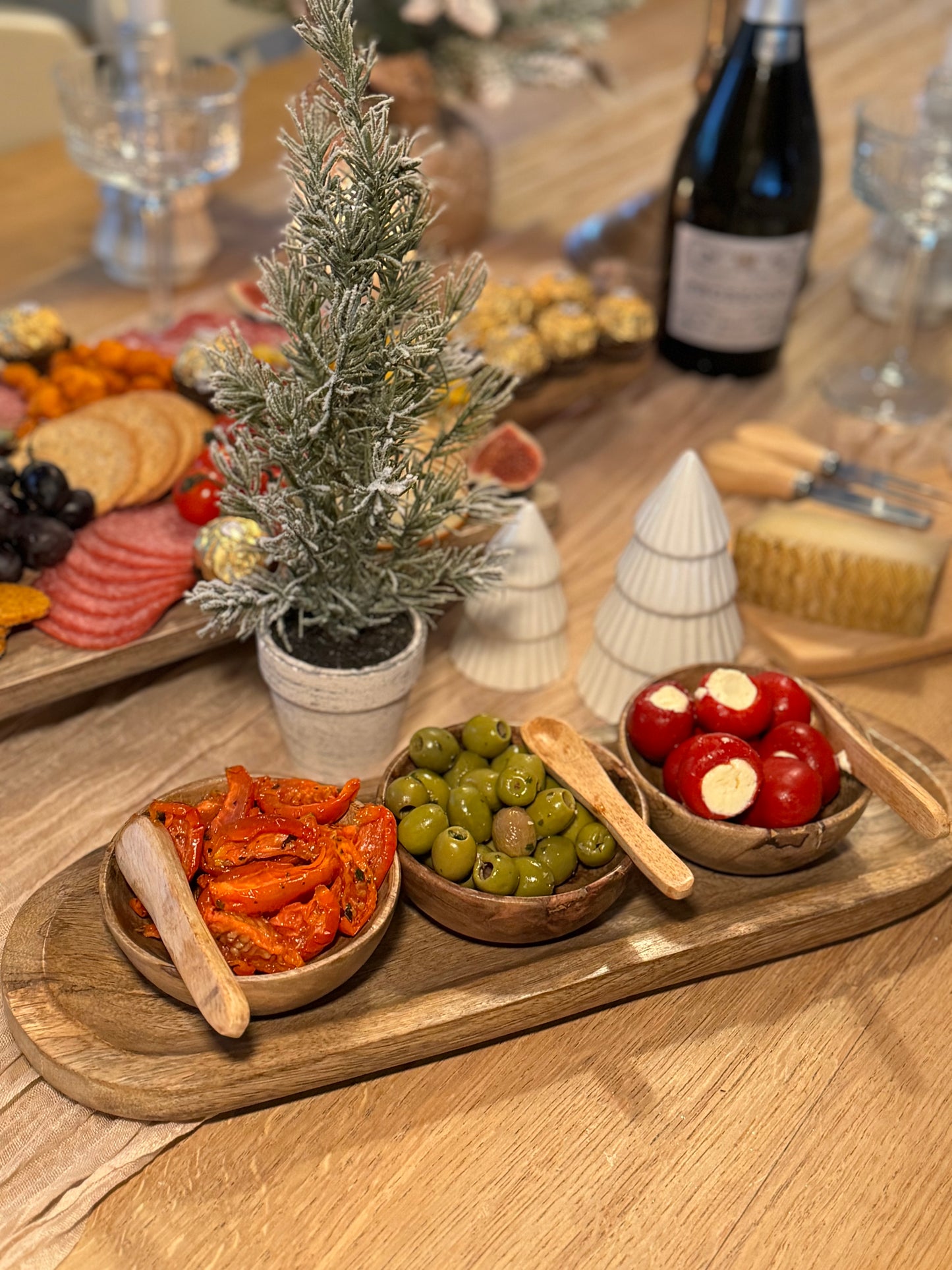 Wooden Bowls on Tray Set