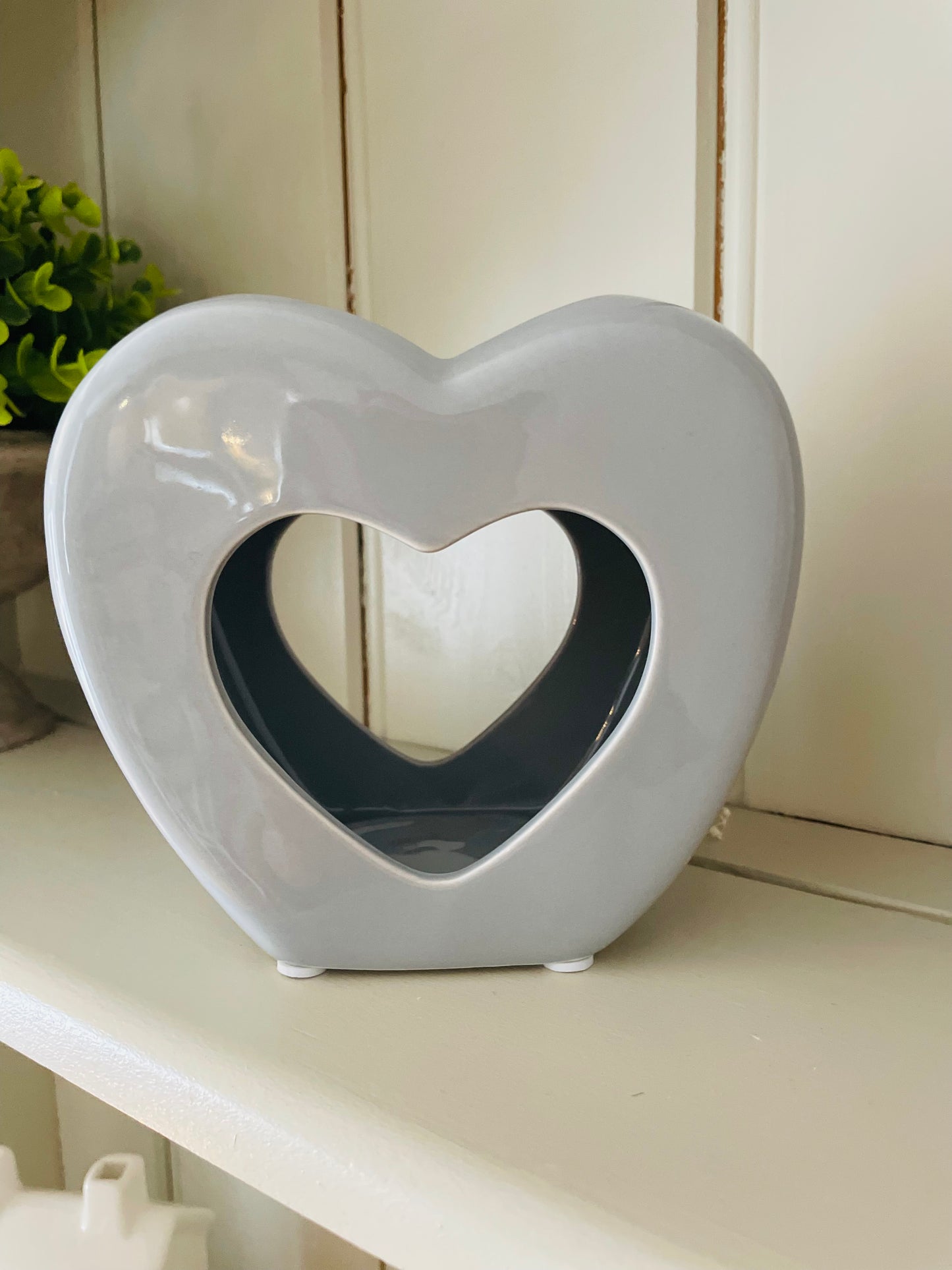 Grey Heart Wax Burner