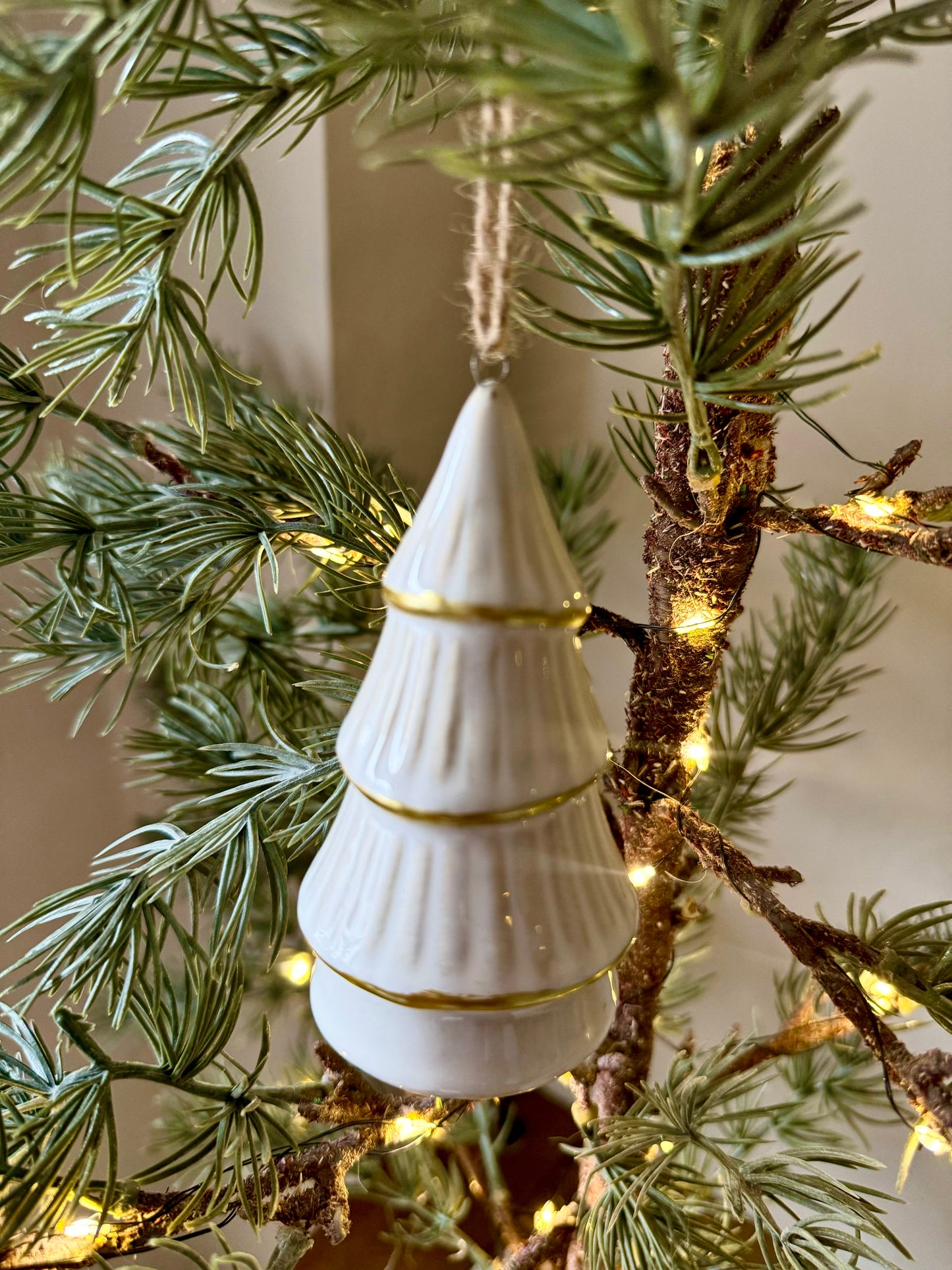 White and Gold Christmas Tree Hanger