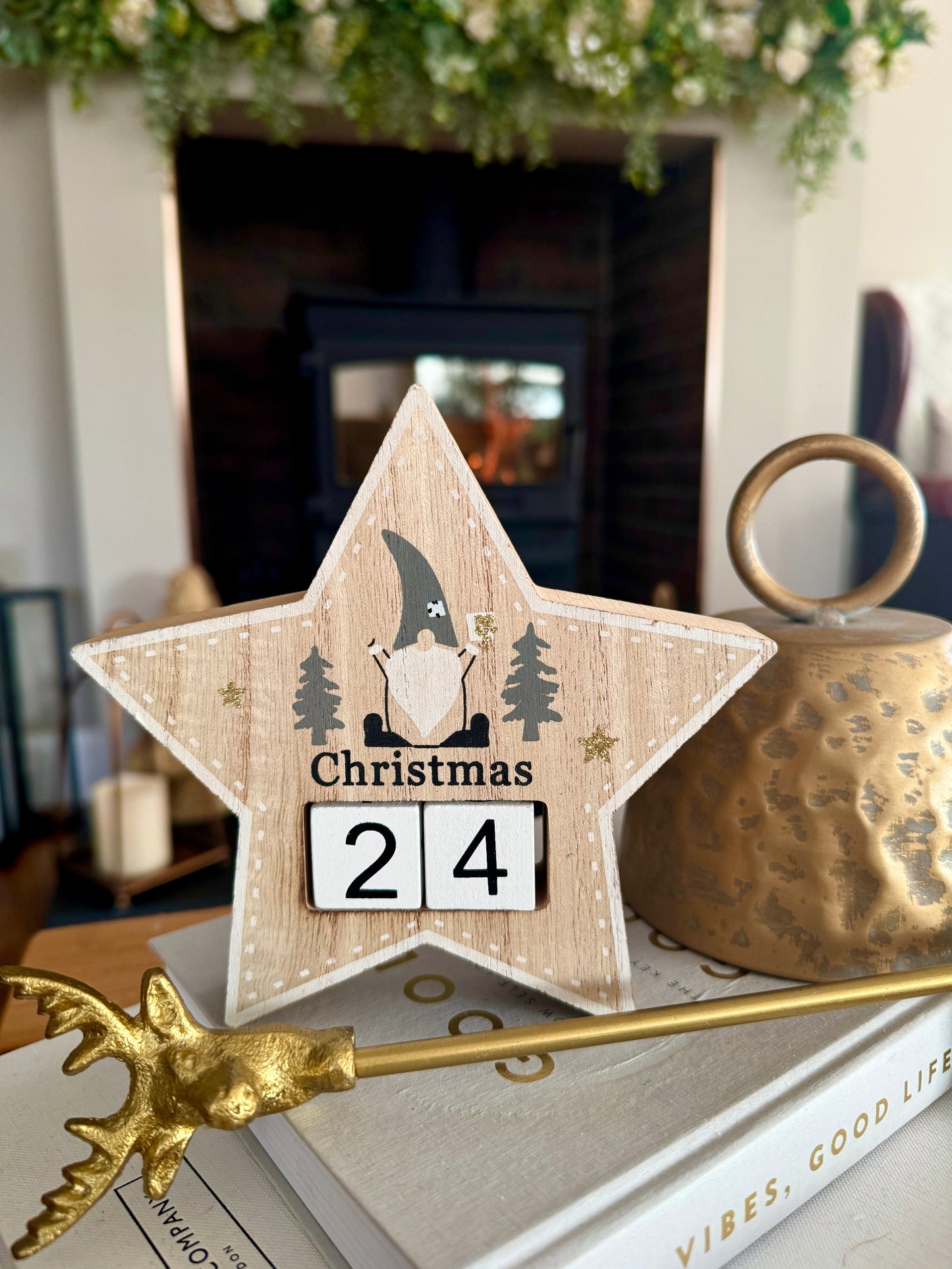Wooden Countdown To Christmas Star Block