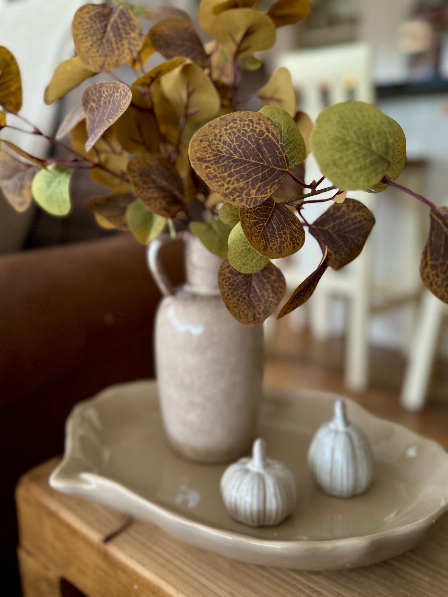 Neutral Eucalyptus Leaf Spring