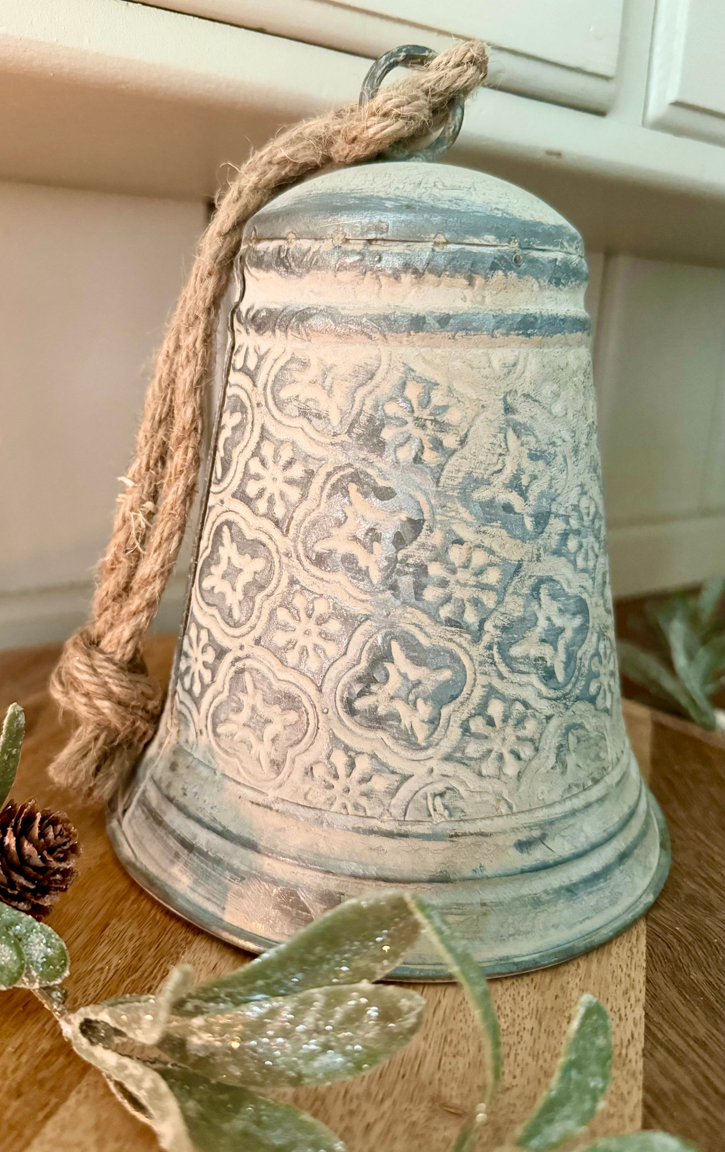 Rustic Hanging Metal Bell 20cm