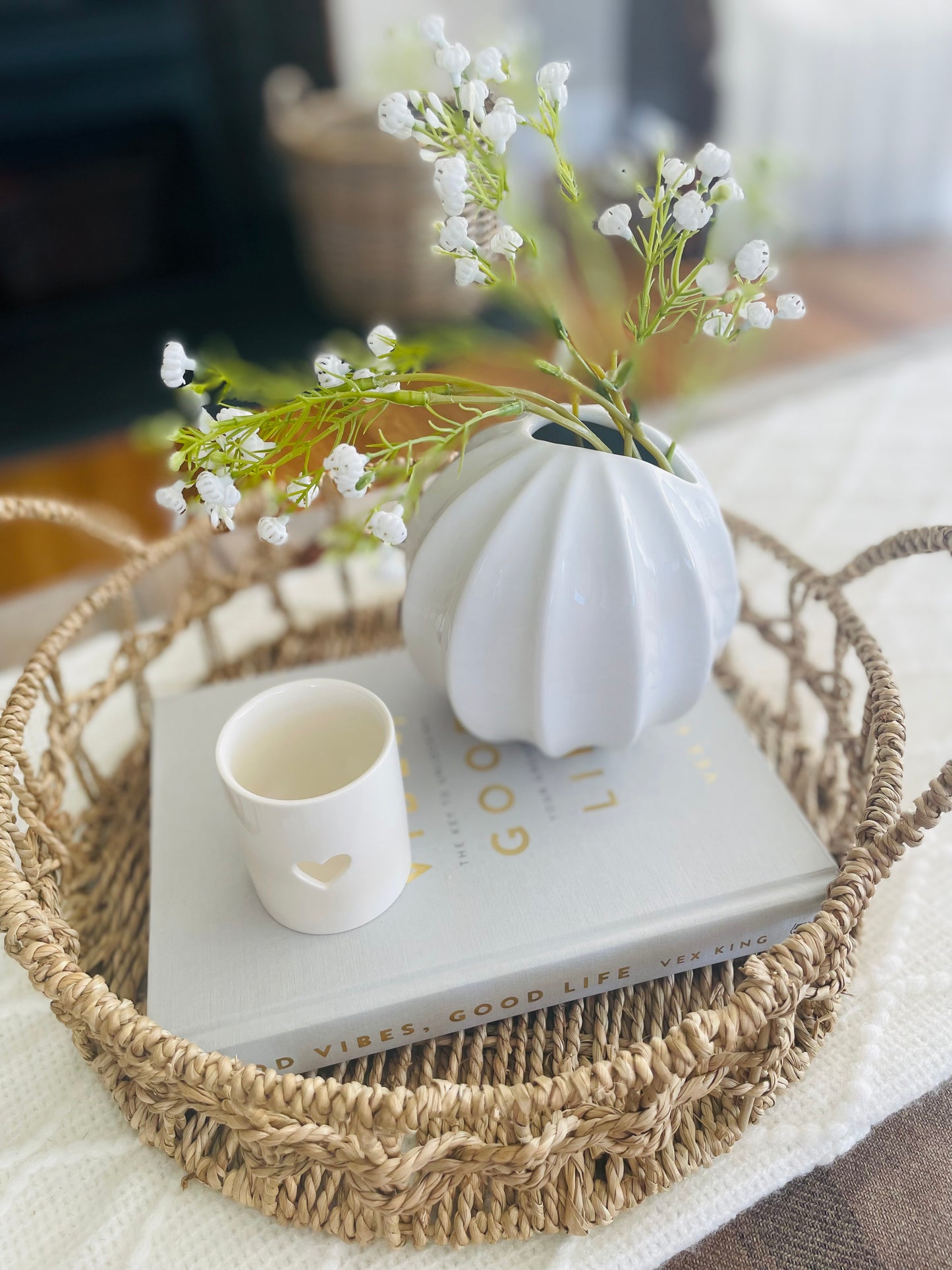 Nova White Vase