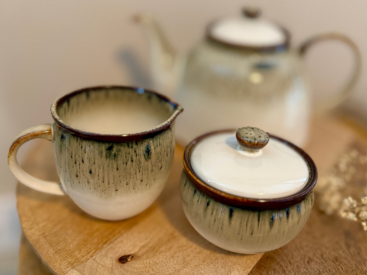 Reactive Glaze Sugar and Cream Set