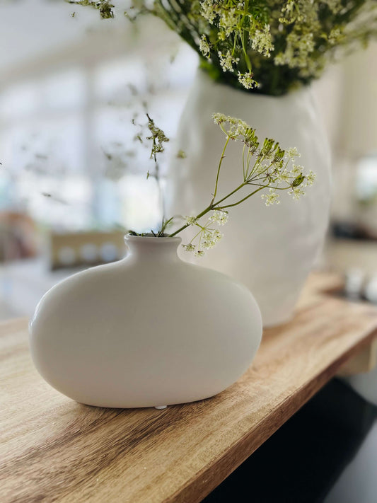Betsy Vase