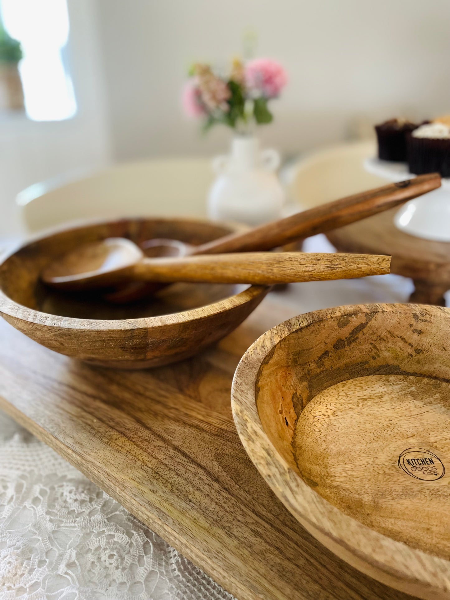Set of 2 Mango Wood Bowls
