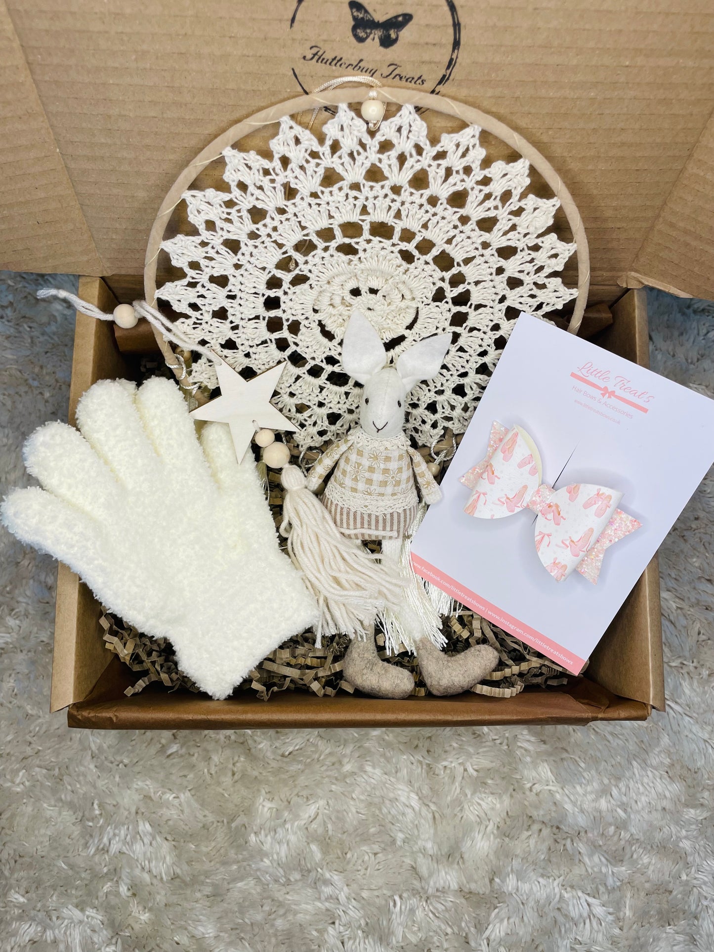 Girl’s Neutral Bunny Gift Box