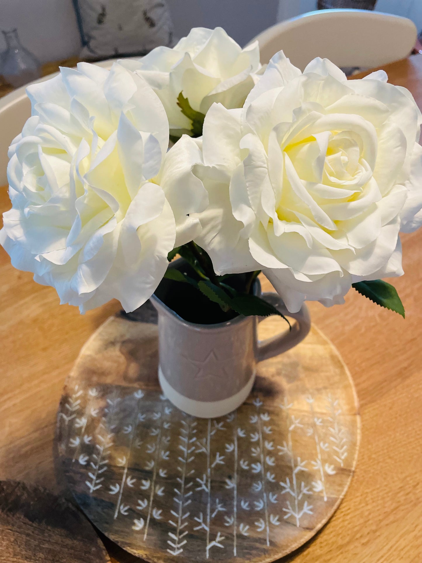 Dawn Rose - Ivory