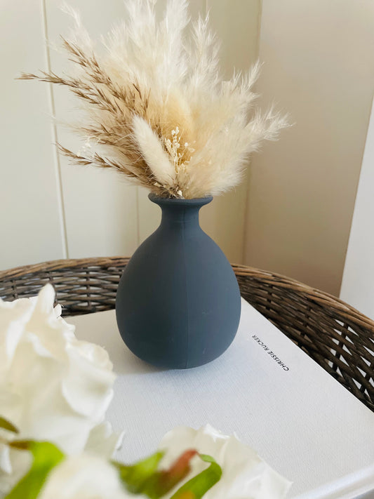 Grey Matt Bud Vase