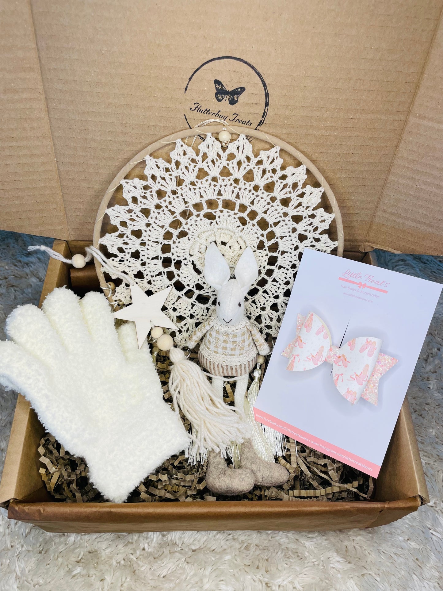 Girl’s Neutral Bunny Gift Box
