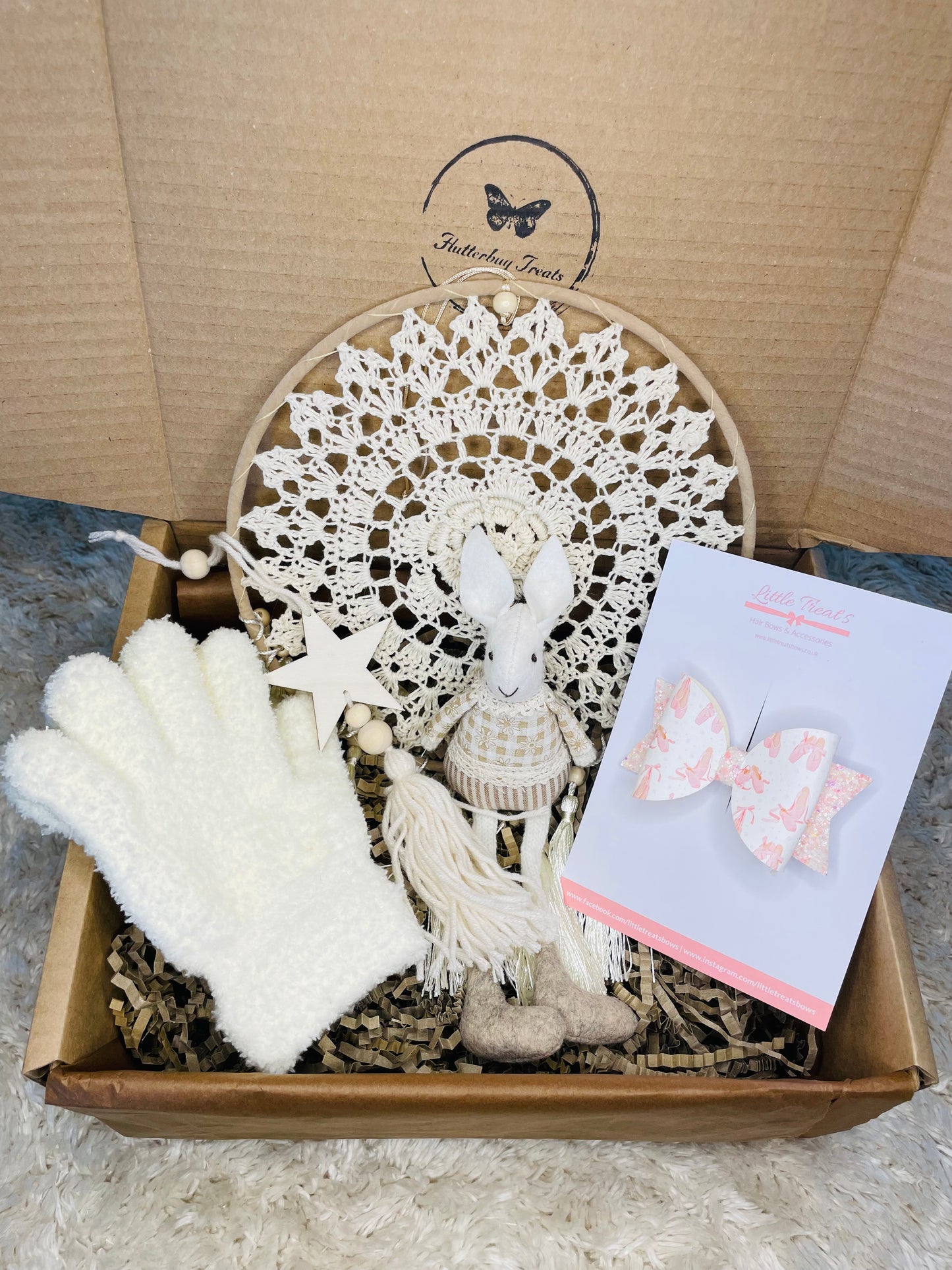 Girl’s Neutral Bunny Gift Box