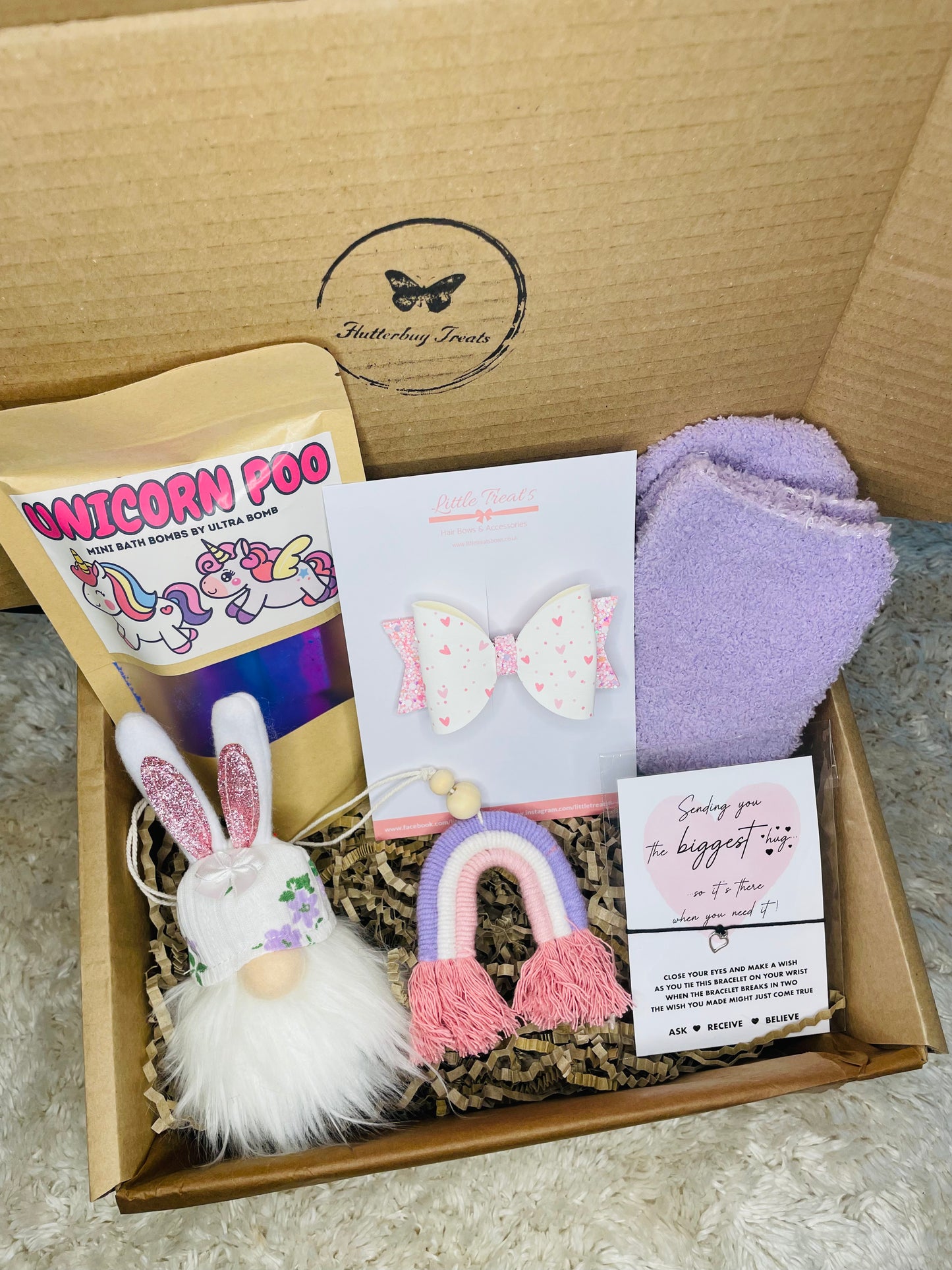Girl’s White Gonk and Unicorn Gift Box