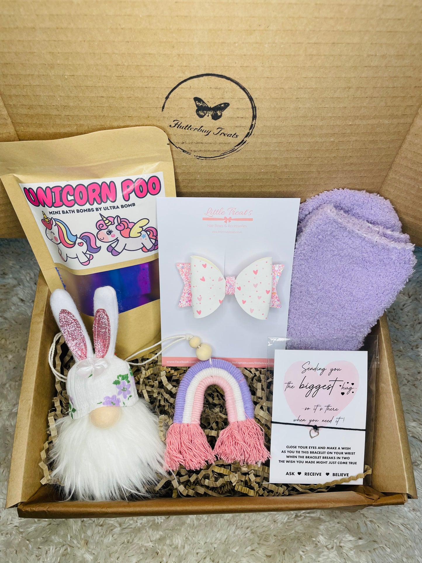 Girl’s White Gonk and Unicorn Gift Box