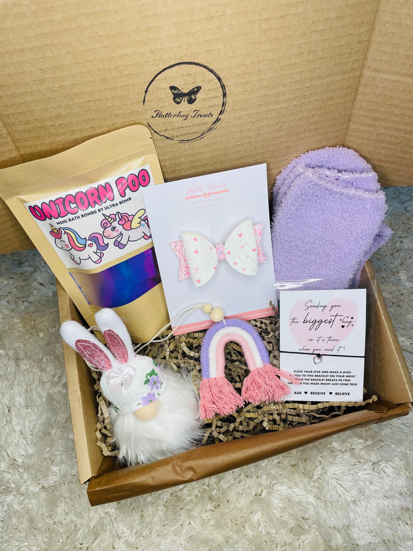 Girl’s White Gonk and Unicorn Gift Box