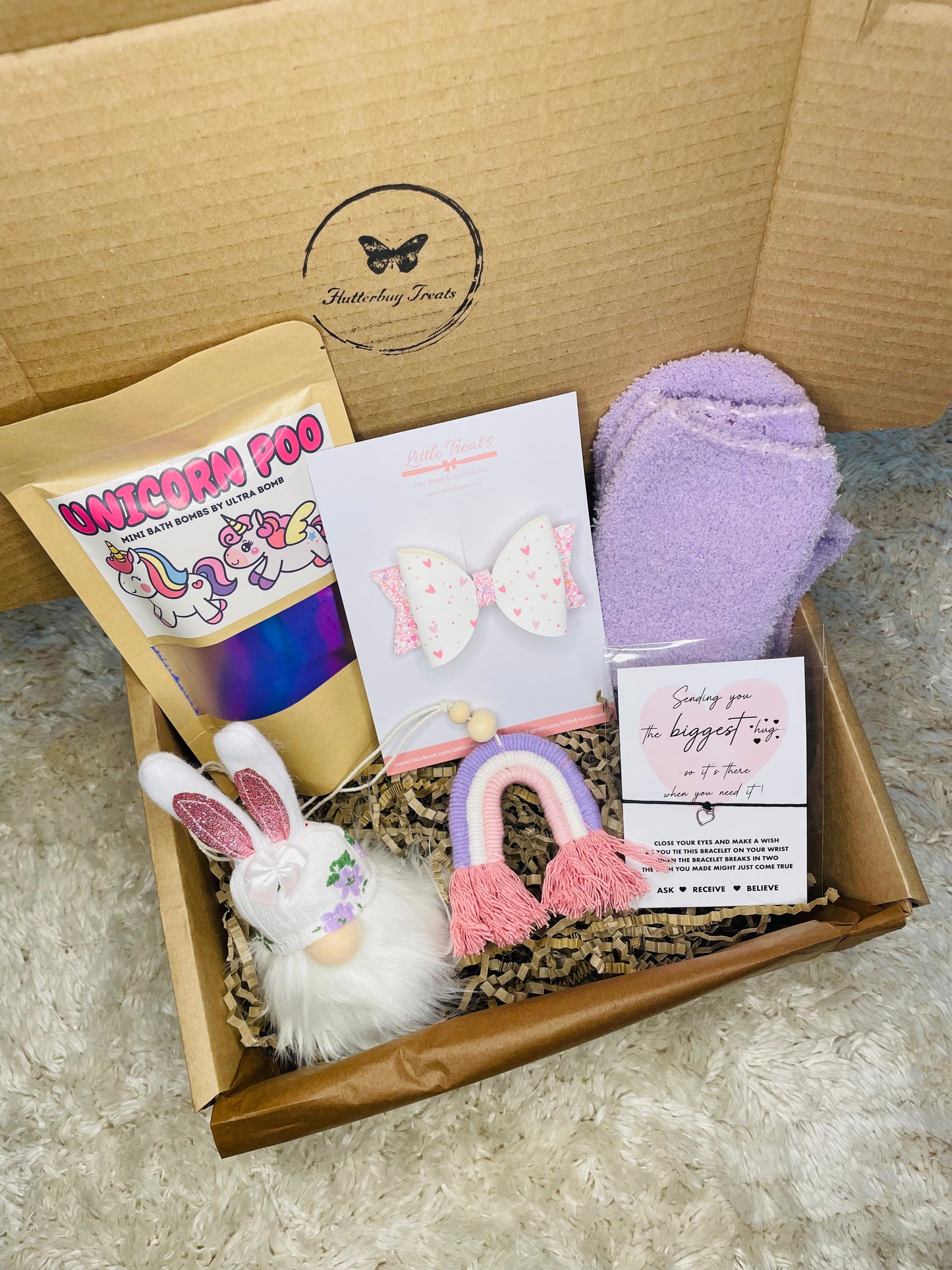 Girl’s White Gonk and Unicorn Gift Box